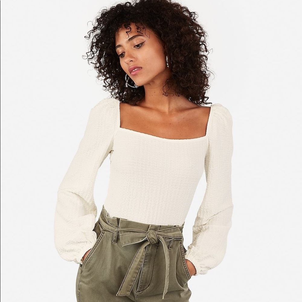 Express Square Puff Sleeve Top. Size LARGE